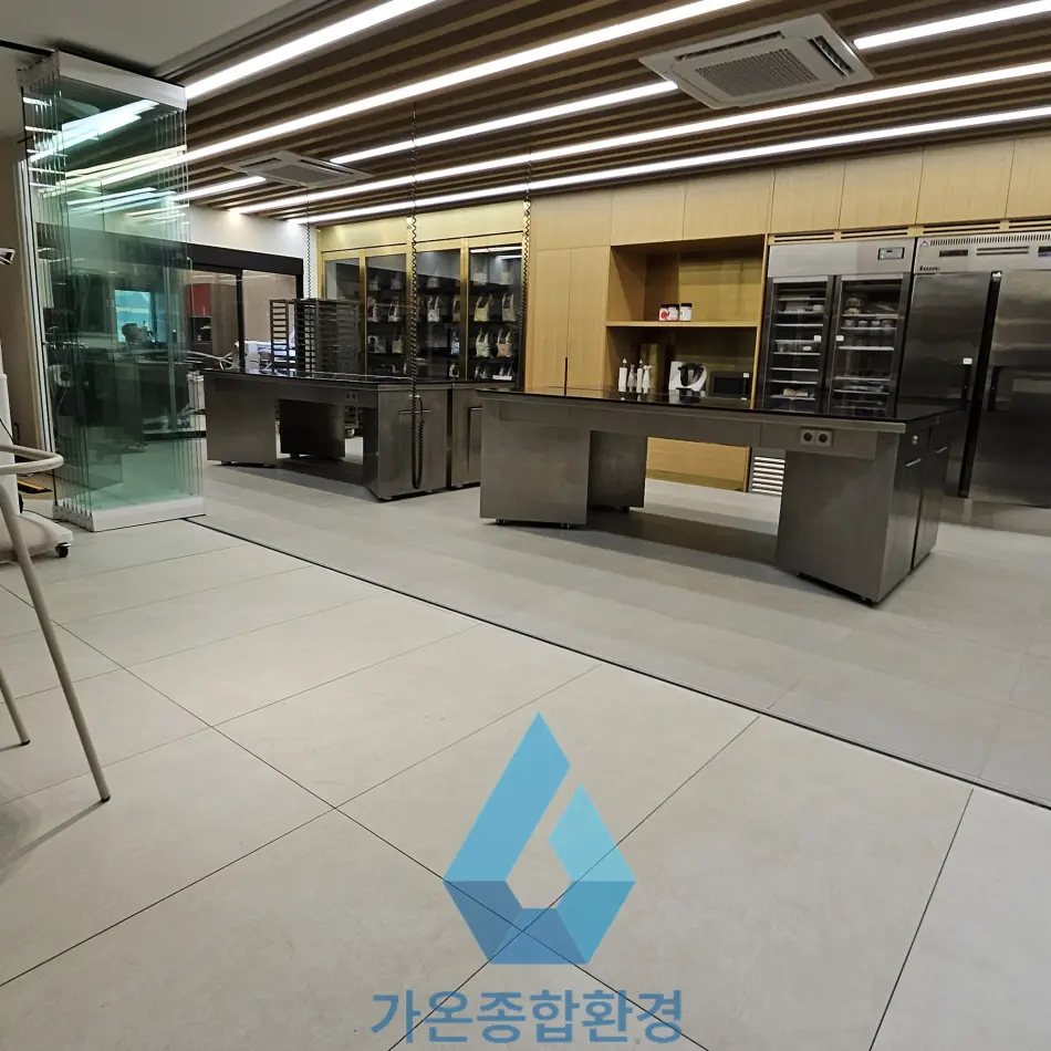 서울 매장 전시장 청소 관리 전문업체