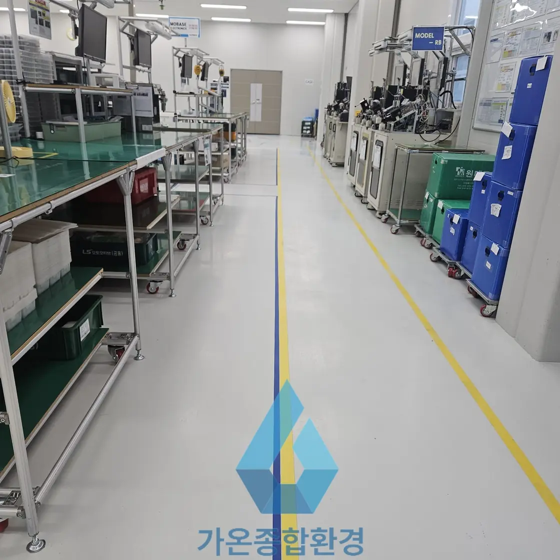 창고 에폭시 바닥 청소 오염 제거 - 시공 사진 4